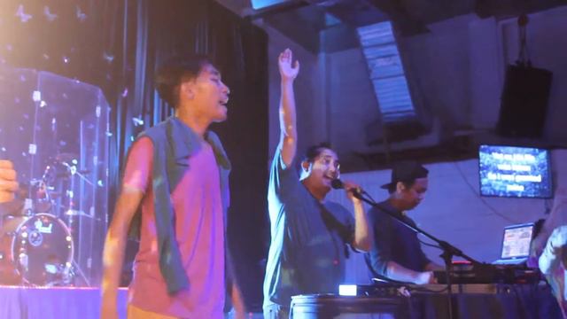 Praise party at destiny city church смотреть онлайн