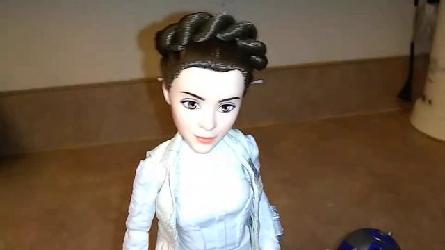 Gabby reviews Star Wars forces of Destiny Princess Leia doll смотреть онлайн