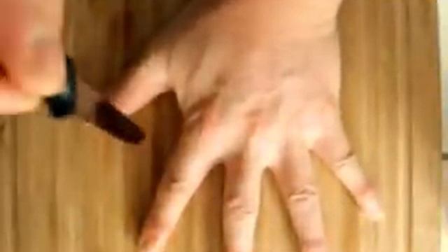 Yakuza cut his finger for honor in live/scary смотреть онлайн
