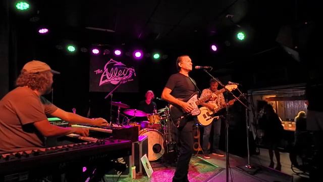 Tommy Castro & the painkillers sanford 10/22/21 смотреть онлайн