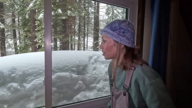 California homes completely buried in snow from crazy winter storms! Drone and interviews смотреть онлайн