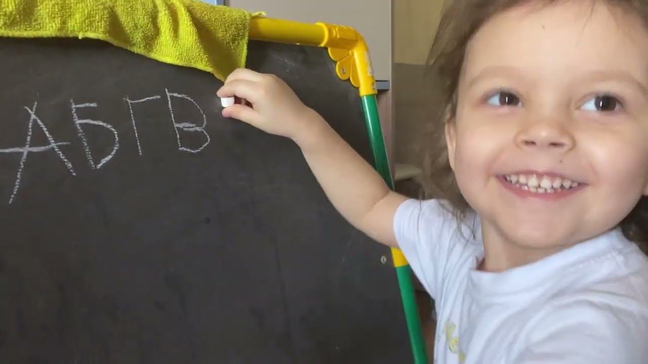 ЧЕБУРАШКА ПЕРВЫЙ РАЗ ИДЕТ В ШКОЛУ смотреть онлайн