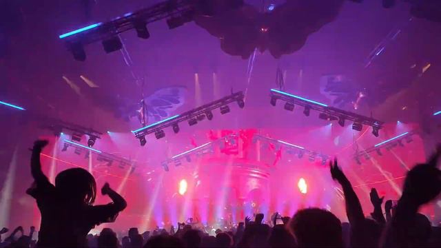 Sub Zero Project & Timmy Trumpet - Soft As Shit - Tomorrowland 2022 смотреть онлайн