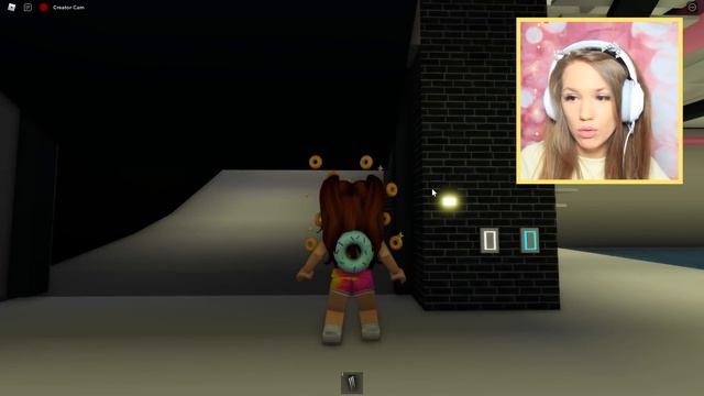 Going Through THE NEW HOUSE FROM THE UPDATE in BROOKHAVEN with IAMSANNA (Roblox Roleplay) смотреть онлайн