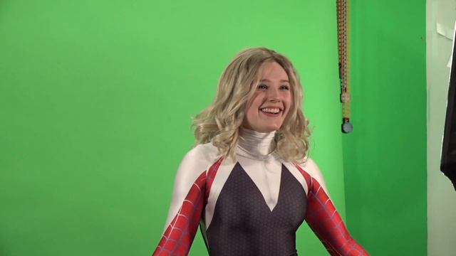 How to Make a Spider-Man & Spider-Gwen Video - The Sean Ward Show Studio Vlog смотреть онлайн
