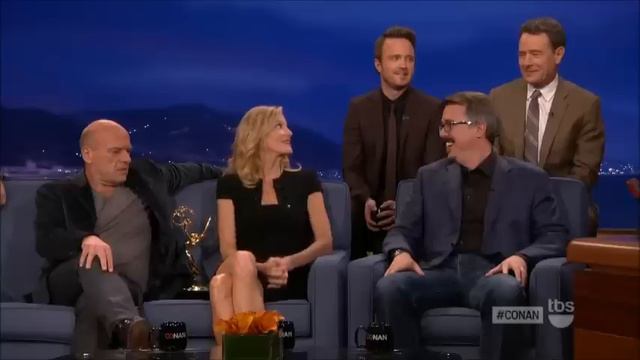 Conan O'Brien interviews the cast of Breaking Bad смотреть онлайн