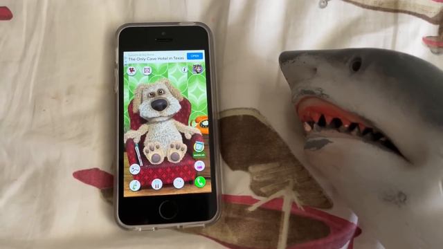 SB Movie: Shark Puppet plays Talking Ben! смотреть онлайн