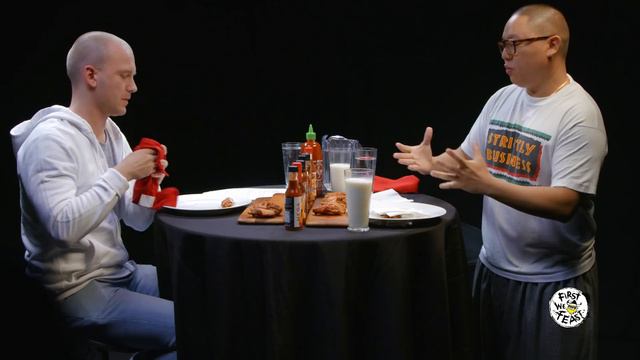 Eddie Huang Gets Destroyed by Spicy Wings | Hot Ones смотреть онлайн
