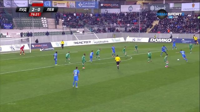 Mehdi Bourabia - Shots смотреть онлайн