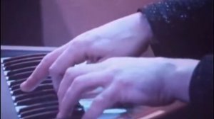 Kate Bush & David Gilmour - Running Up That Hill
