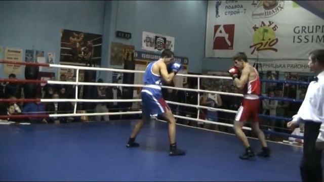 ┃ Чемпионат Киева по боксу┃День 2┃Владислав Донченко VS Борис Шахнович смотреть онлайн