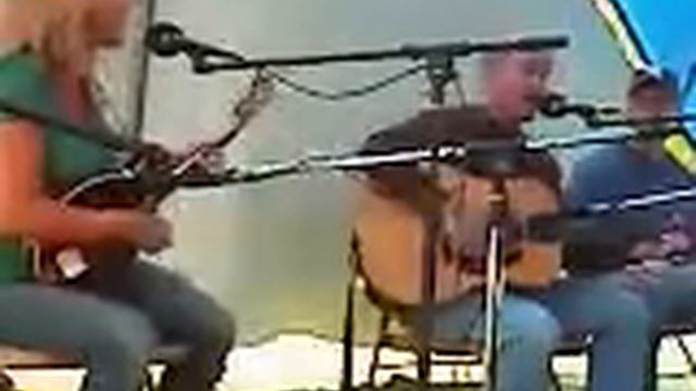 Rhonda Vincent - Out of Hand смотреть онлайн