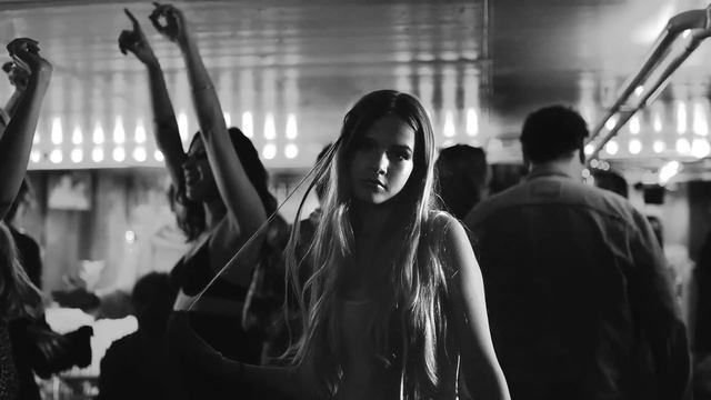 RHODES - Breathe (Official Video) смотреть онлайн