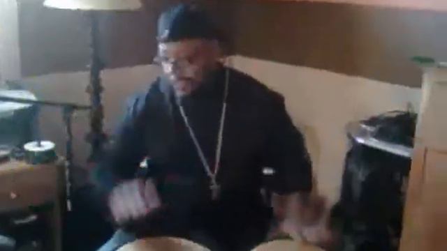 Percussion Praise смотреть онлайн