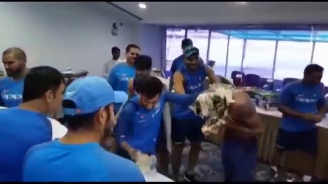 Cricketers Funny Birthday Celebration ||Virat Kohli,MS Dhoni, Rohit Sharma, Hardik Pandya смотреть онлайн
