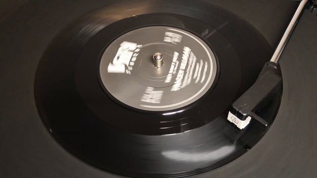Tracy Ullman - They Don't Know (1983 7" Single) смотреть онлайн