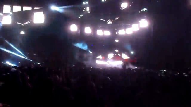 Swedish House Mafia - Save the World (Steve Angello Set) смотреть онлайн