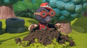 Roary the Racing Car | Roary Cleans Up His Act | Full Episode