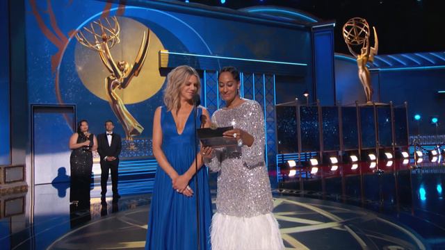 69th Emmy Awards: Last Week Tonight With John Oliver Wins Outstanding Writing For A Variety Series смотреть онлайн
