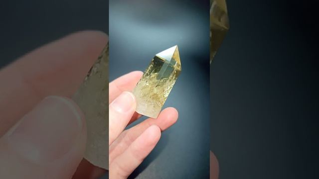 Цитрин, кристалл 49 мм смотреть онлайн