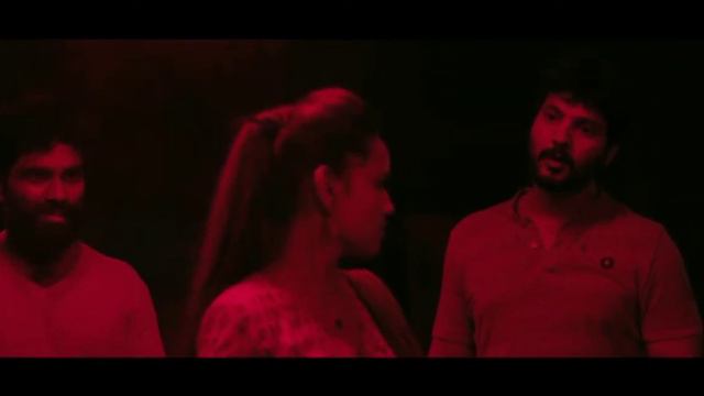 Maguva movie scene/romatic scene/Four menbers ireteting a one girl/Maguva movie first scene смотреть онлайн