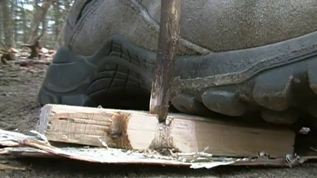 Primitive Bushcraft - Making a Hand Drill Fire | Self Reliance смотреть онлайн
