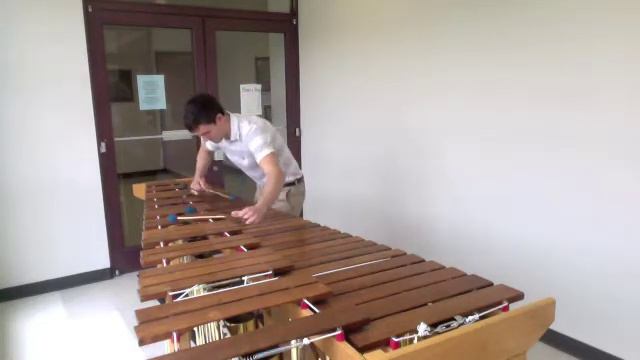 Gordins Bicylce: Kevin Bobo, played by Devin Hughes смотреть онлайн