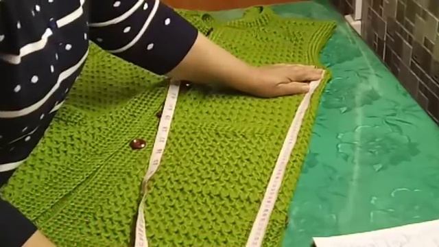 Безрукавка из кавказской пряжи готова. смотреть онлайн