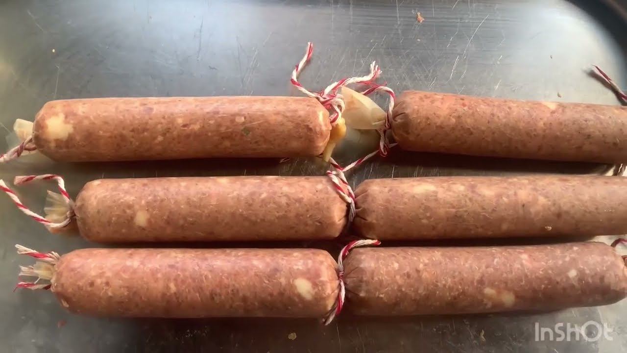 Полукопченая колбаса из говядины со шпиком горячего копчения