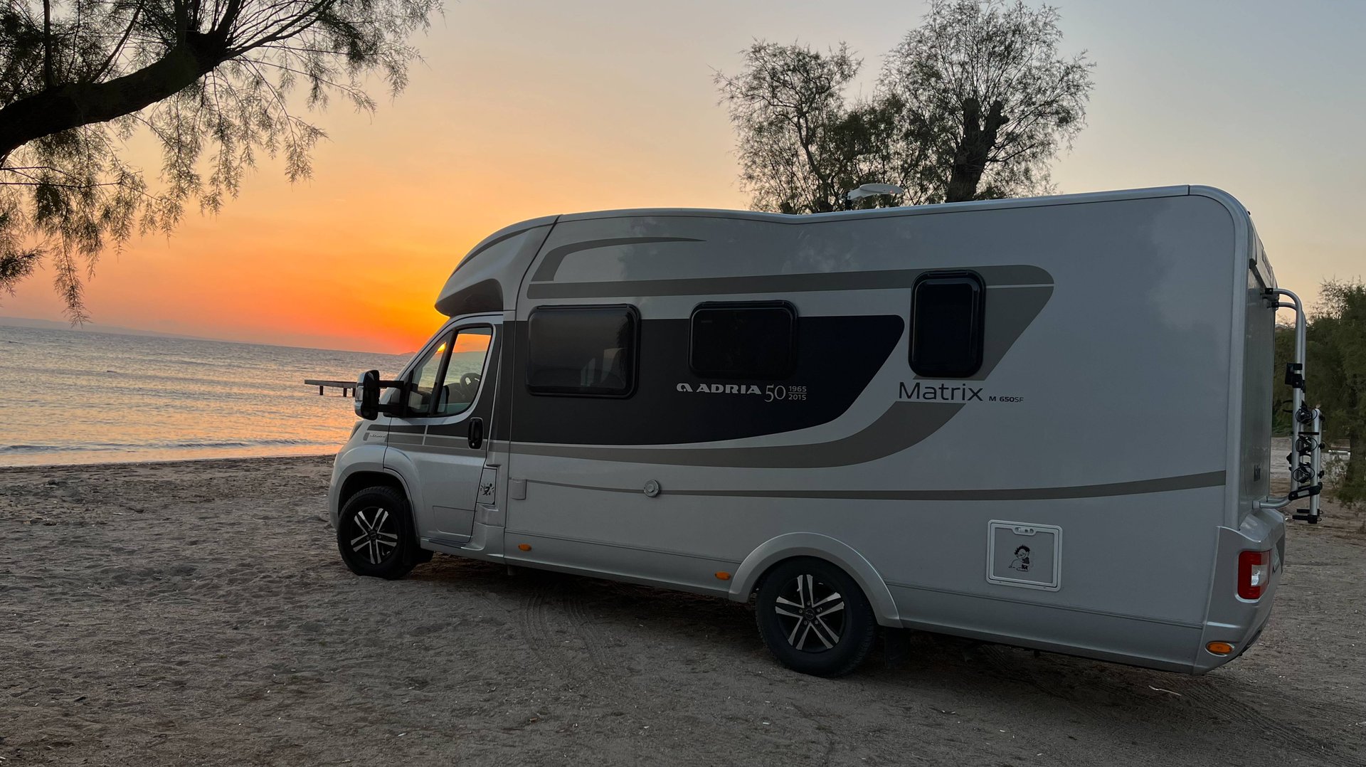 Из зимы в лето на #автодоме. Через всю Европу в Турцию. #vanlife #camper #travel #автодом смотреть онлайн