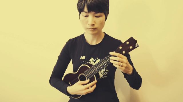 《Bei Mir Bist Du Schon》Ukulele Jazz arr. Kiyoshi Kobayashi смотреть онлайн