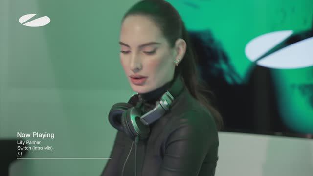 Lilly Palmer - A State of Trance Episode 1157 Guest Mix смотреть онлайн
