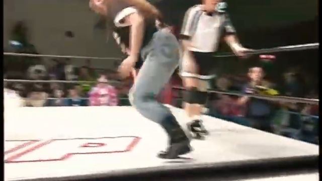DYNAMITE KANSAI V MAYUMI OZAKI(STREET FIGHT) смотреть онлайн