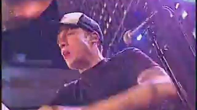 Sum 41 - Fat Lip (Live Last Call With Carson Daly)