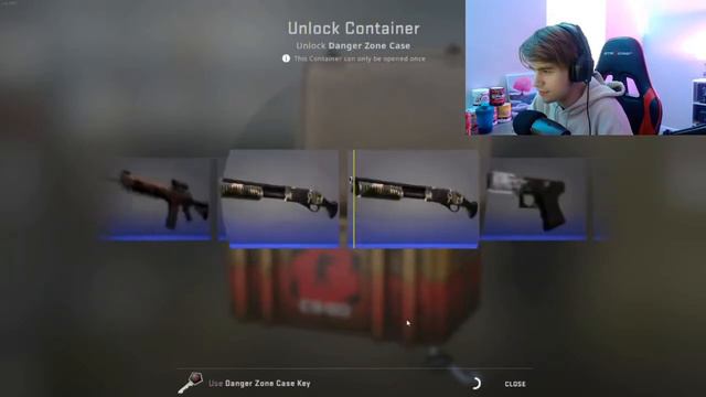 We opened 20 CSGO cases and this is what we got!!! смотреть онлайн