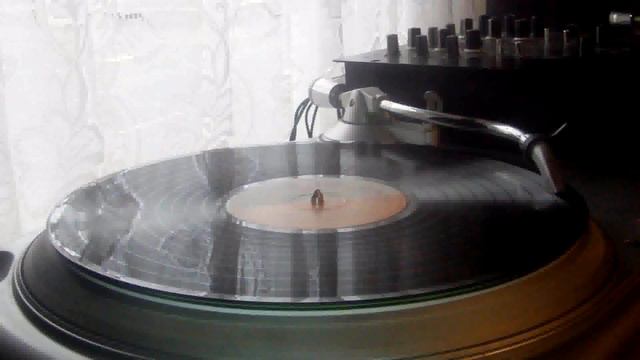 King Stitt & Clancy Eccles - Dance Beat (Trojan). смотреть онлайн