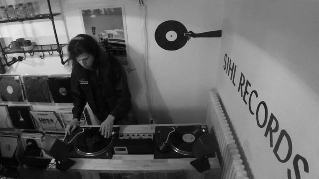 Sihl Records In-Store Session w./ Nicola Kazimir (2. Session) смотреть онлайн