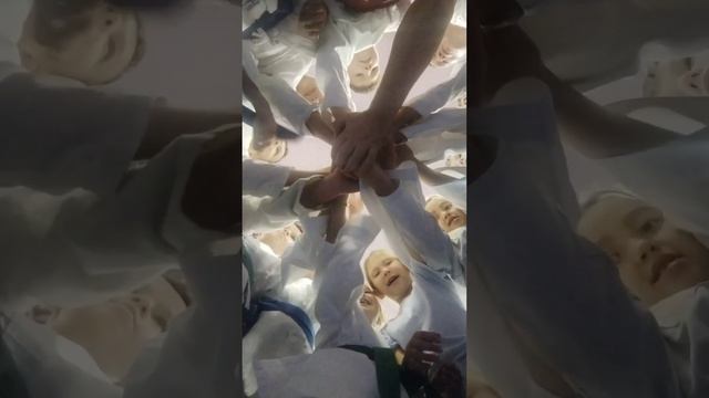 Юные алмазы.mp4 смотреть онлайн