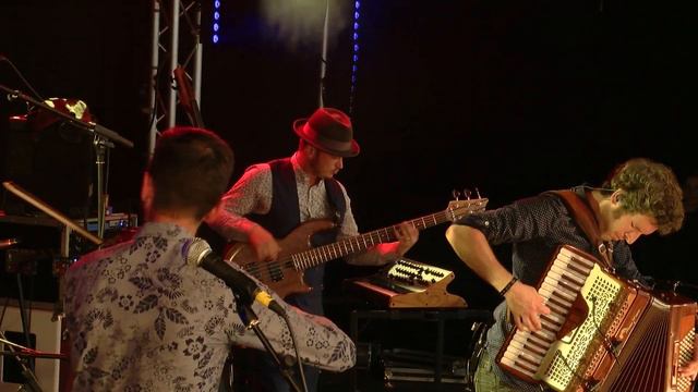 Jamie Smith's MABON - The Accordionist's Despair