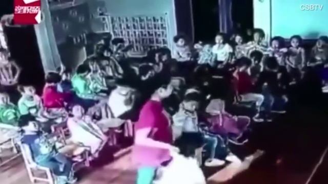 Teacher slams five-year-old girl into cupboard leaving her bleeding from head смотреть онлайн