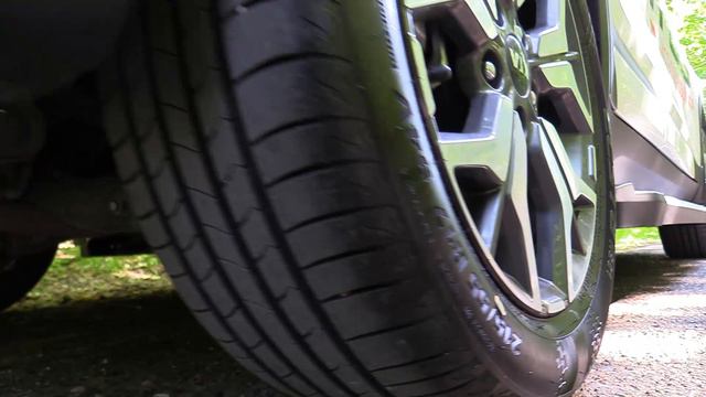 2020 Kia Seltos. Start Up, Engine, And In Depth Tour.