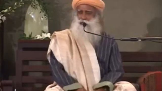 How swami vivekananda read the book _ sadhguru смотреть онлайн