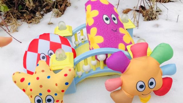 🍄 Hide and Seek🌲 HAAHOOS Soft Toys In The Night Garden Outside Game смотреть онлайн