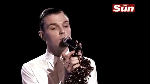 Hurts - All I want for Christmas is New Year's Day (Live Biz Session) смотреть онлайн