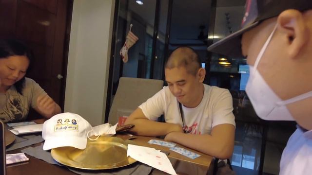 WHAT?! ITO LANG REGALO NG ASAWA KO?? HMMMPF! | Our First Christmas As A Couple | By Kris Bernal 💋 смотреть онлайн