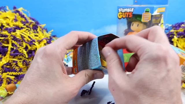 Stumble Guys Squirrel Fall Down? Gaming Minifigures & Action Figures Toy Review