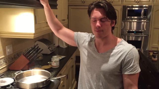 Intermittent Fasting - Last Meal of the Day смотреть онлайн