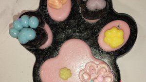 показывай свои лапки