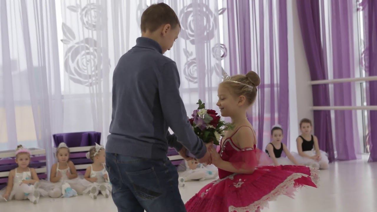 Танец с утренника Детская школа балета Lil Ballerine г.Ростов-на-Дону смотреть онлайн