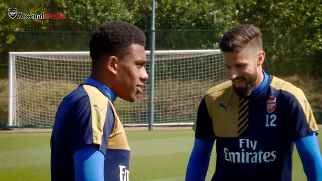 Alex Iwobi | 'I play every game like it's my last' смотреть онлайн